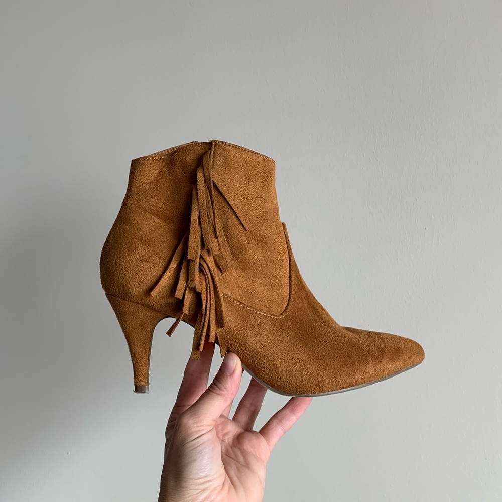 Lulu’s Suade Fringe Ankle Booties - Tan